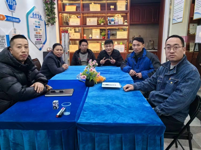 全国创业者在湖南家美保洁公司学习技术油烟清洗技术